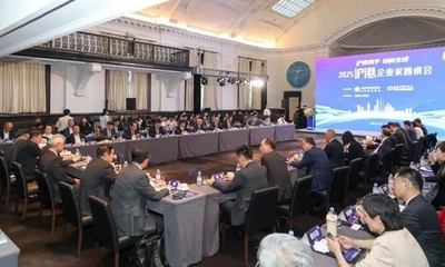 GPTX簡坤投資與港科大上海中心簽訂戰略合作協議， "滬港攜手"共築人工智能產業金融新生態